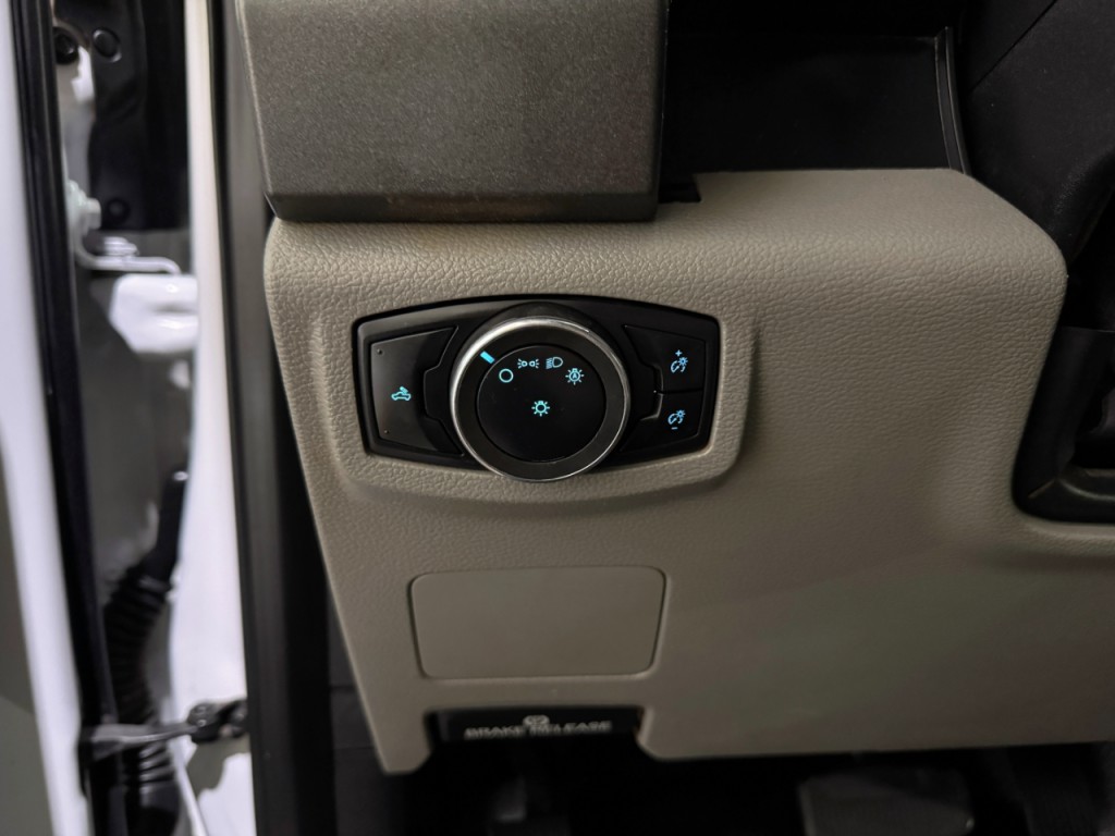 2021 Ford F-250 Image 28