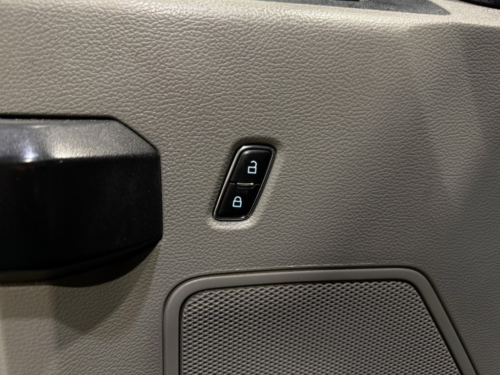 2021 Ford F-250 Image 30