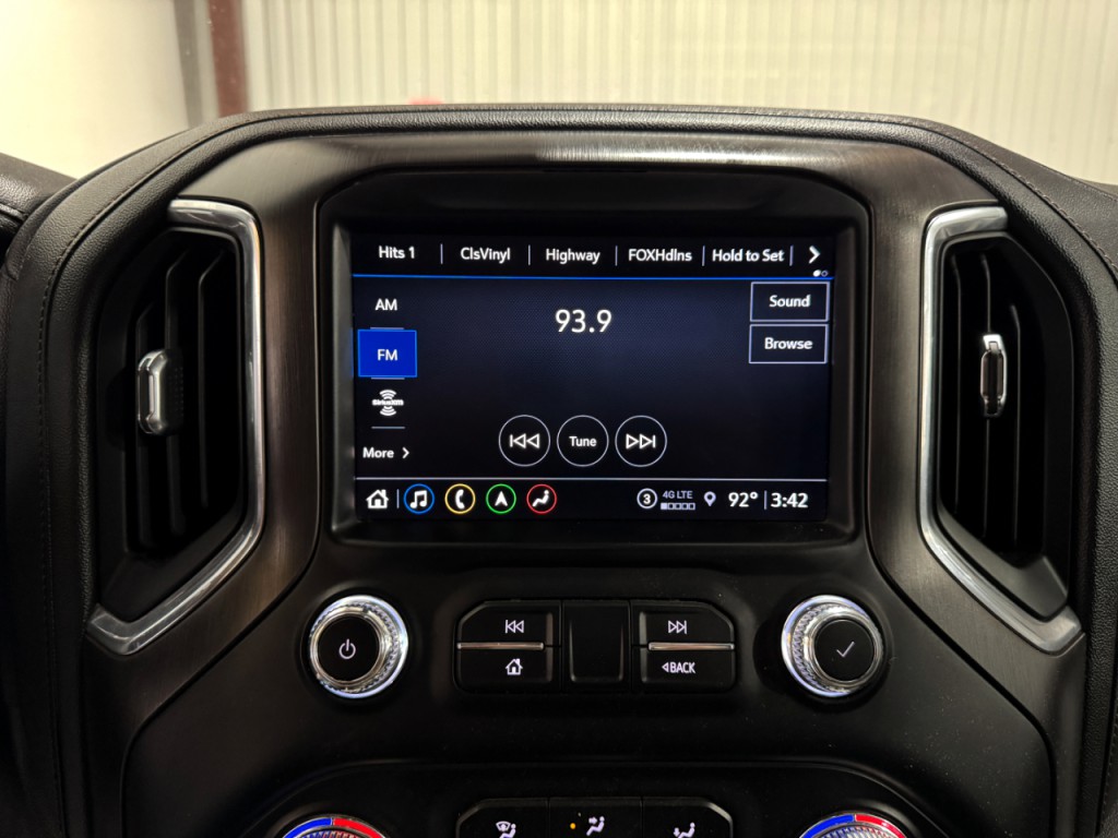 2022 GMC Sierra 3500 Image 10