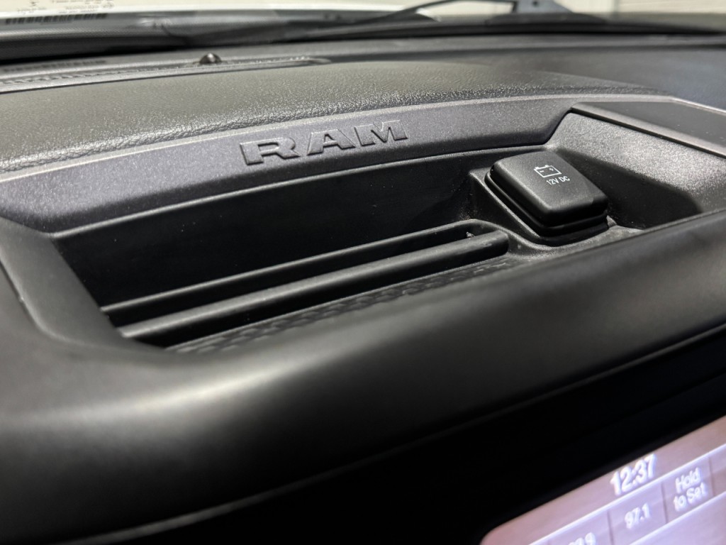 2022 RAM 5500 Image 16