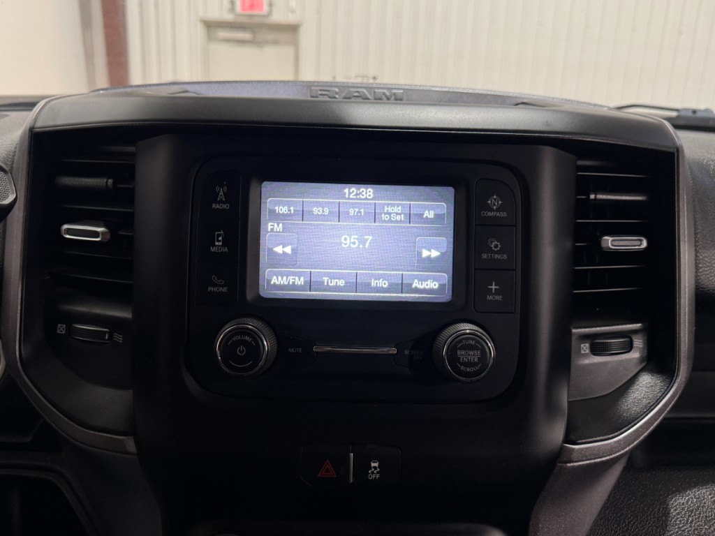 2022 RAM 5500 Image 17
