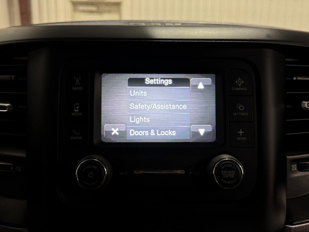 2022 RAM 5500 Image 21