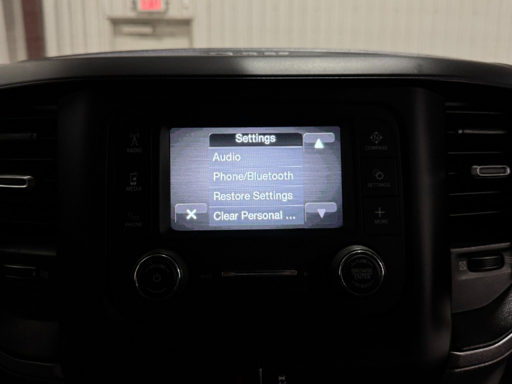 2022 RAM 5500 Image 23