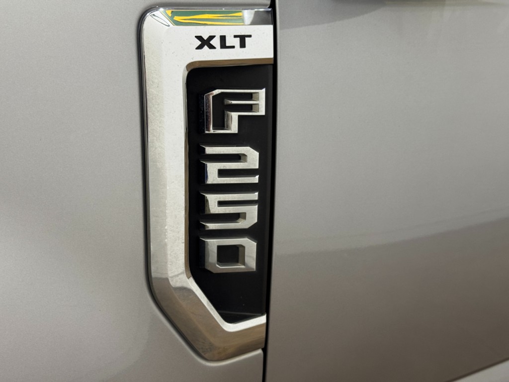 2020 Ford F-250 Image 3