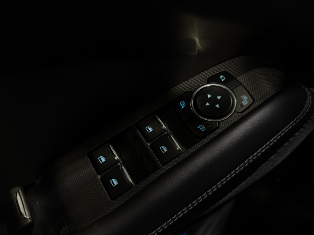 2025 Ford Mustang Image 10