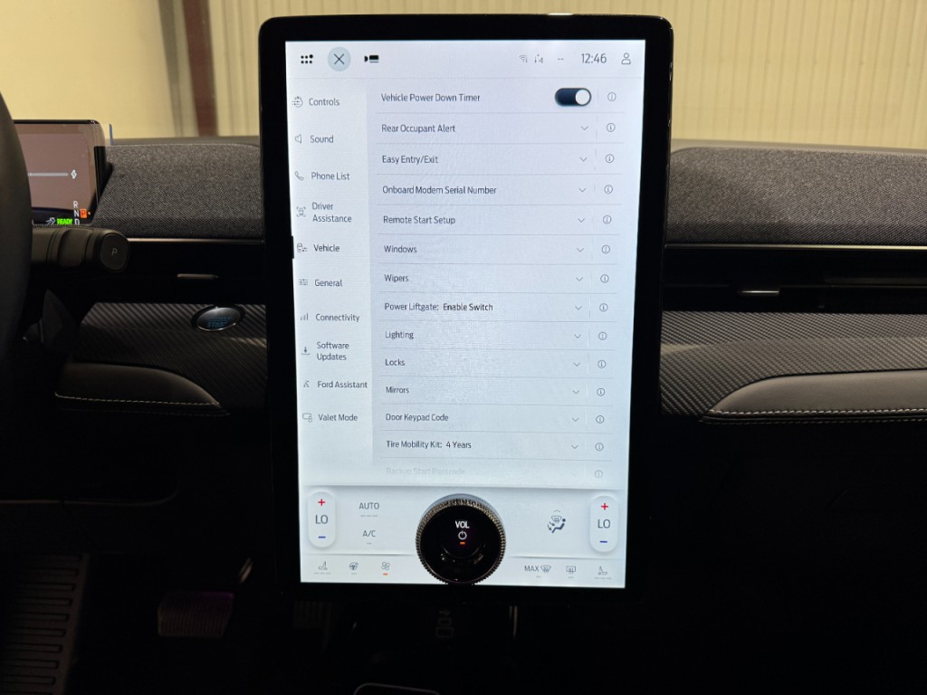 2025 Ford Mustang Image 26