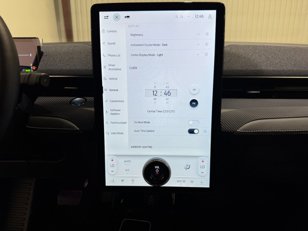 2025 Ford Mustang Image 29