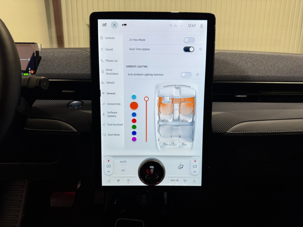 2025 Ford Mustang Image 31