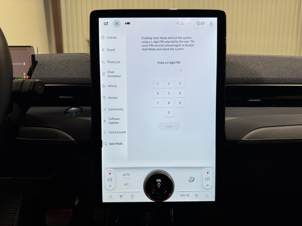 2025 Ford Mustang Image 33