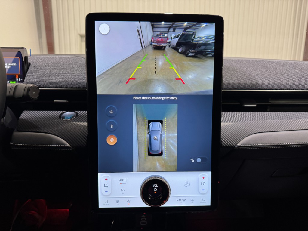 2025 Ford Mustang Image 35