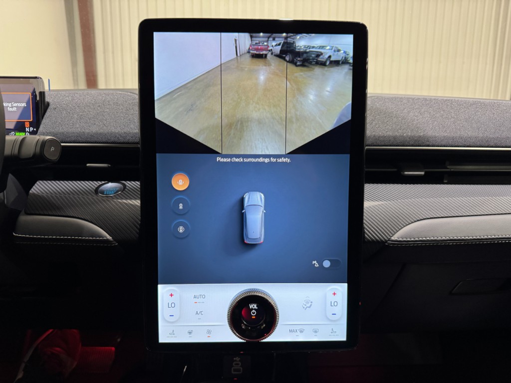 2025 Ford Mustang Image 36