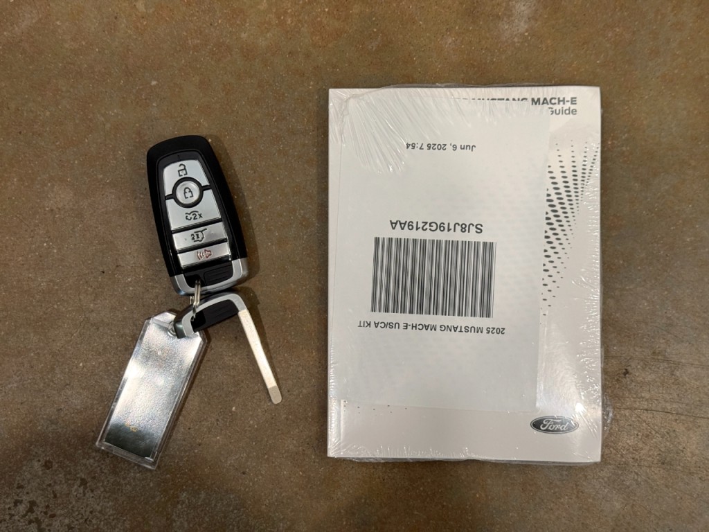 2025 Ford Mustang Image 37