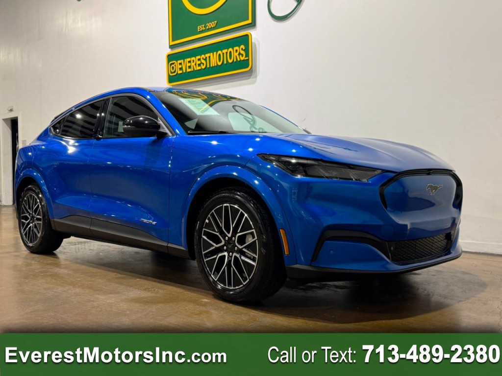 2025 Ford Mustang Image 1