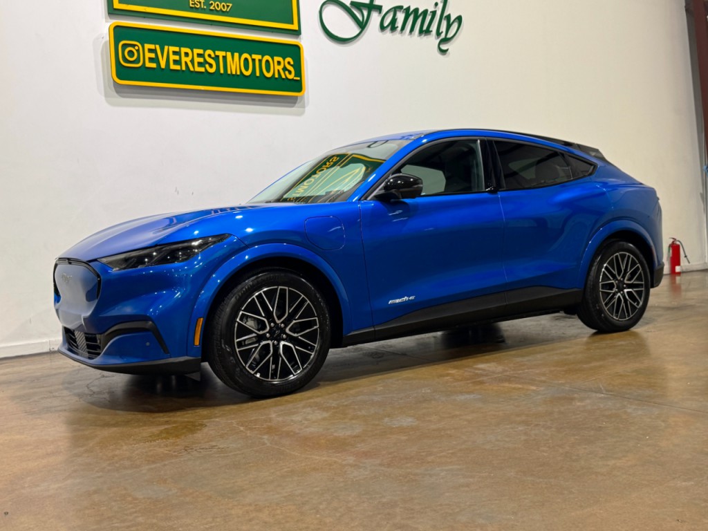 2025 Ford Mustang Image 2