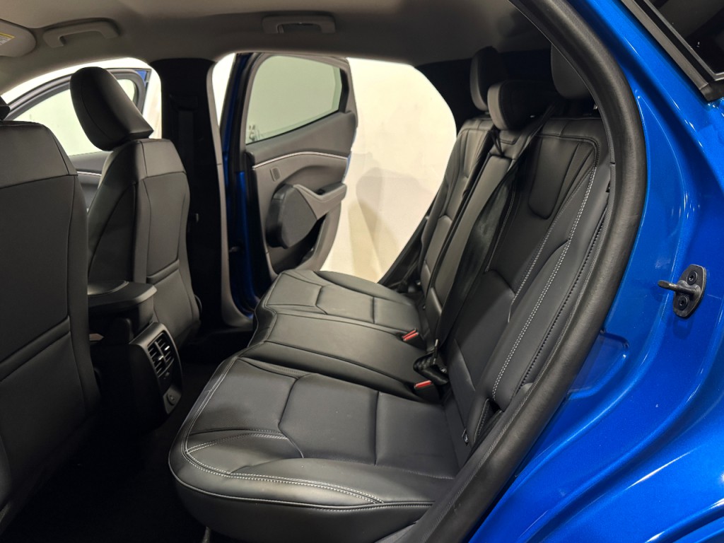 2025 Ford Mustang Image 17