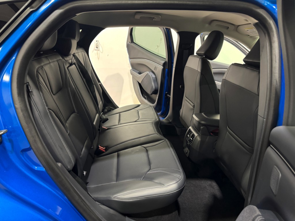 2025 Ford Mustang Image 21