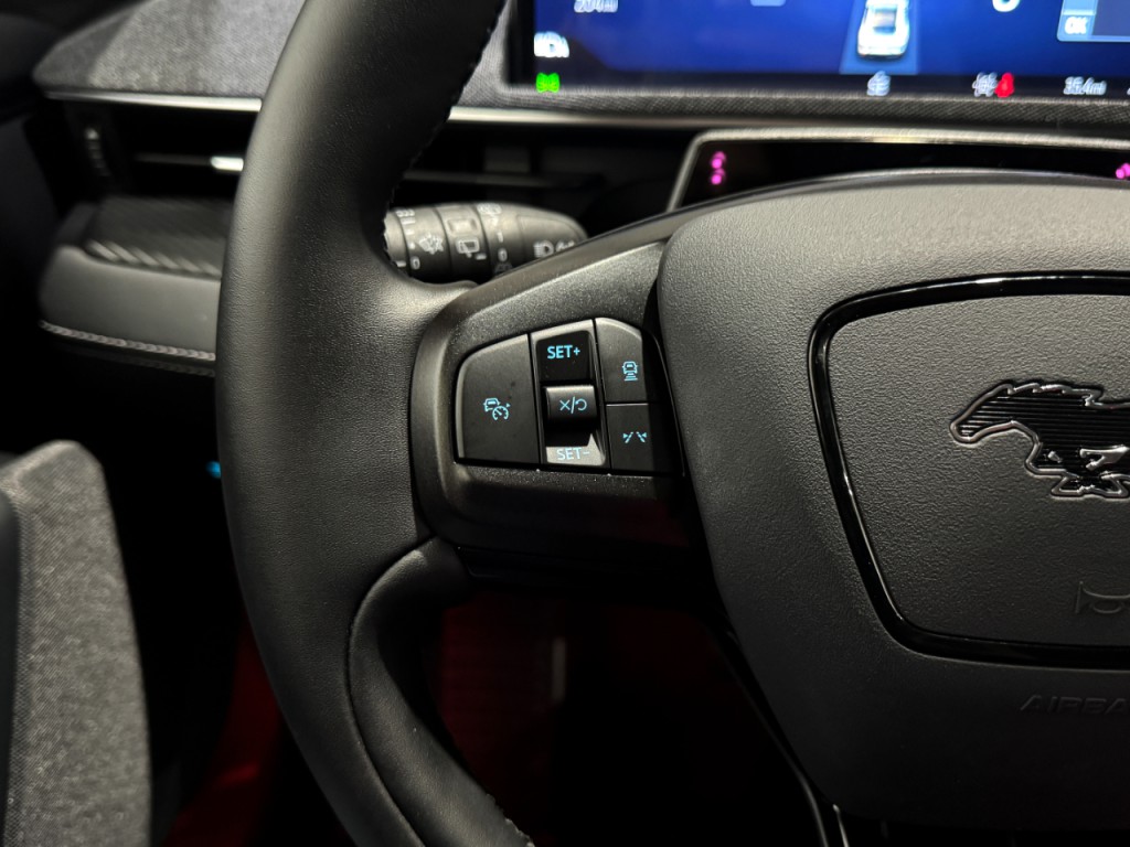 2025 Ford Mustang Image 32