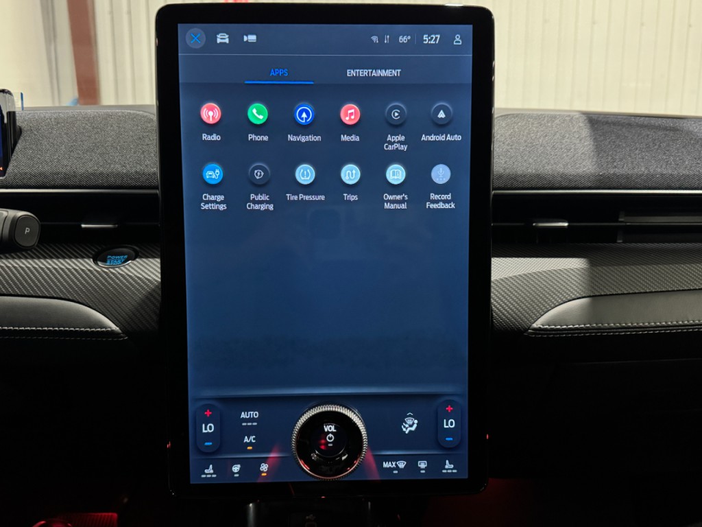 2025 Ford Mustang Image 36