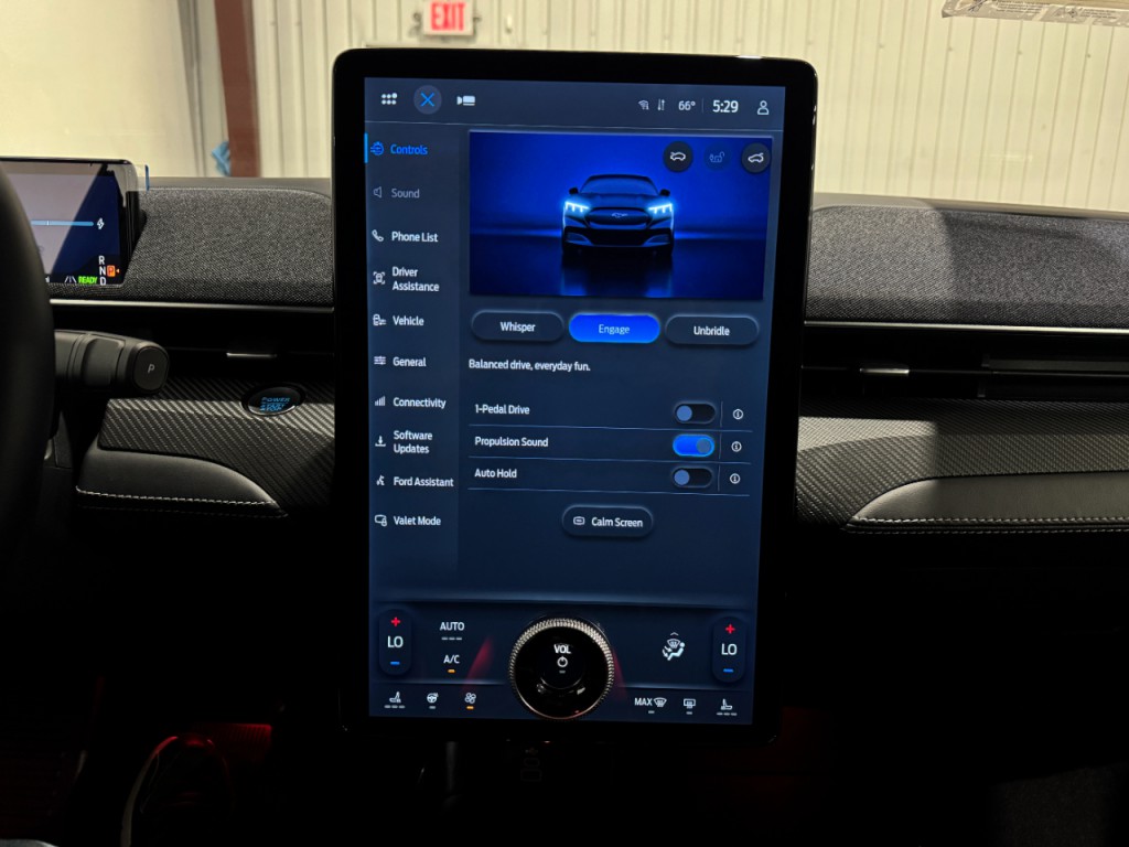 2025 Ford Mustang Image 41