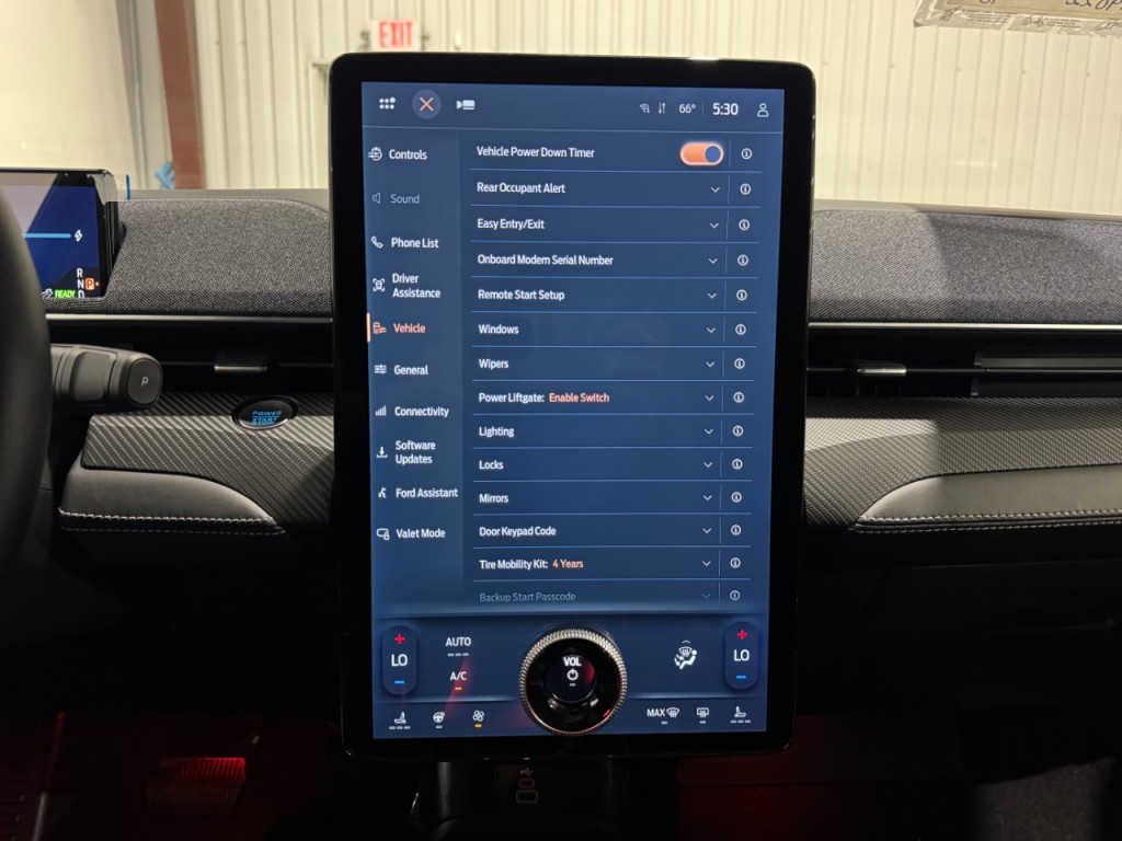 2025 Ford Mustang Image 45