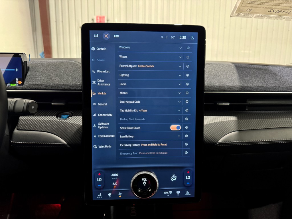 2025 Ford Mustang Image 46