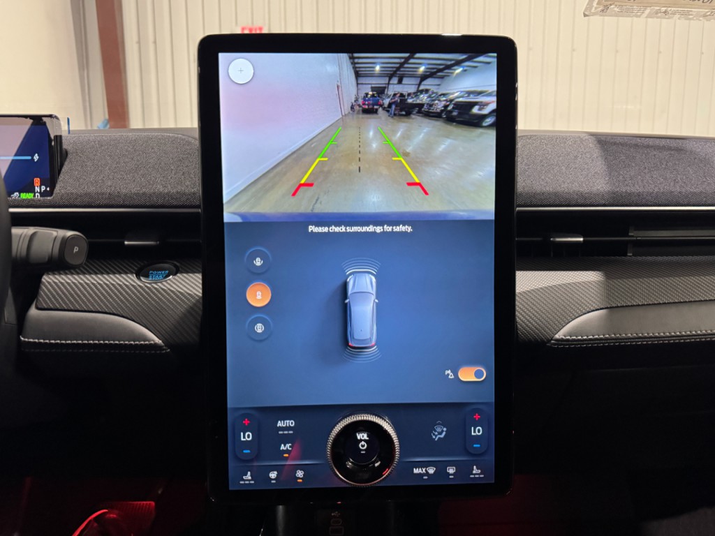 2025 Ford Mustang Image 58