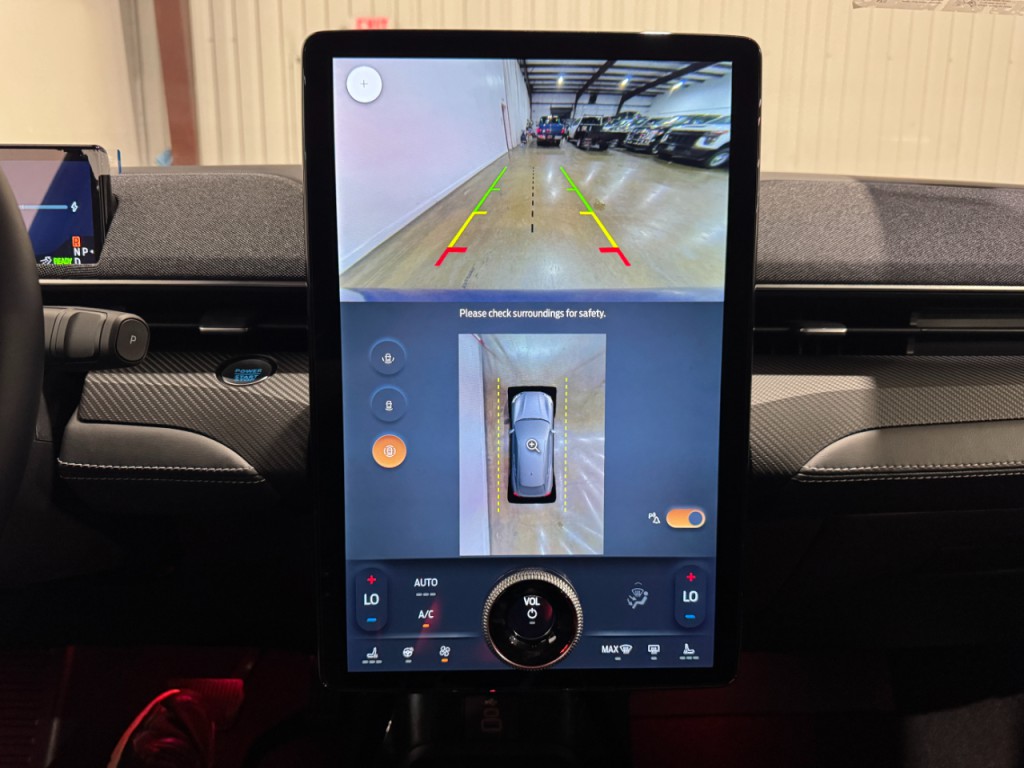 2025 Ford Mustang Image 59