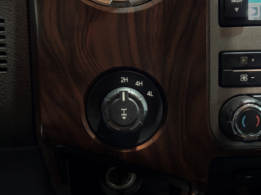 2012 Ford F-250 Image 11