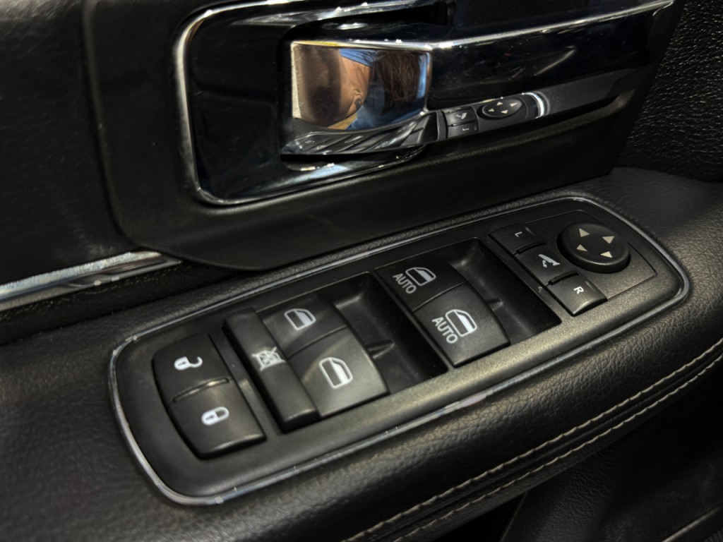 2017 RAM 2500 Image 12