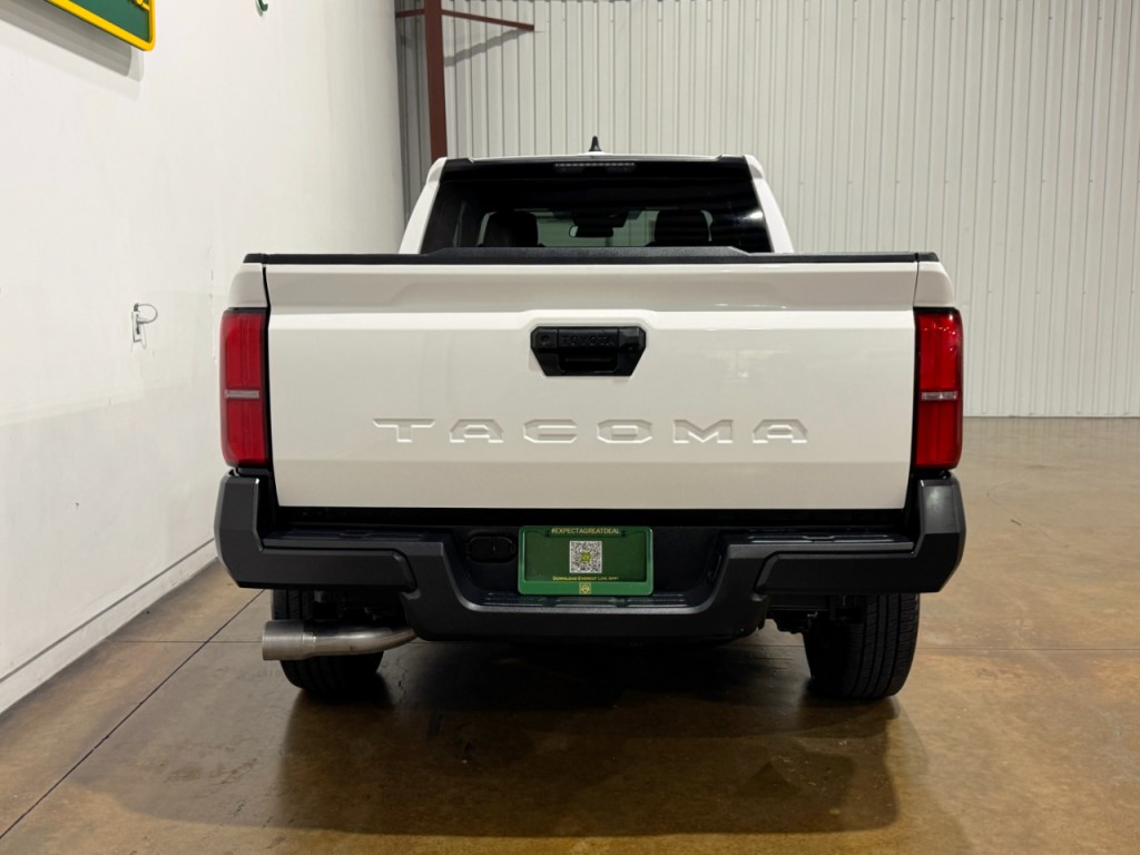 2024 Toyota Tacoma Image 6