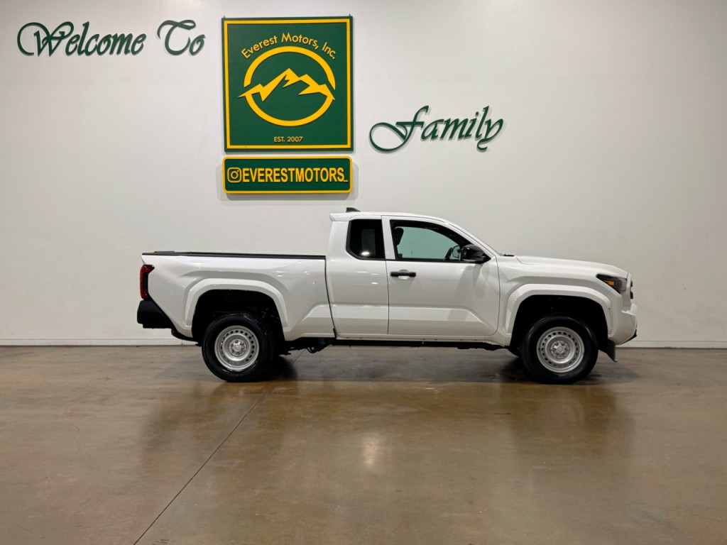 2024 Toyota Tacoma Image 8