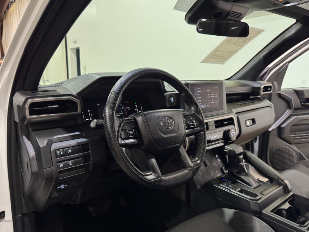 2024 Toyota Tacoma Image 9