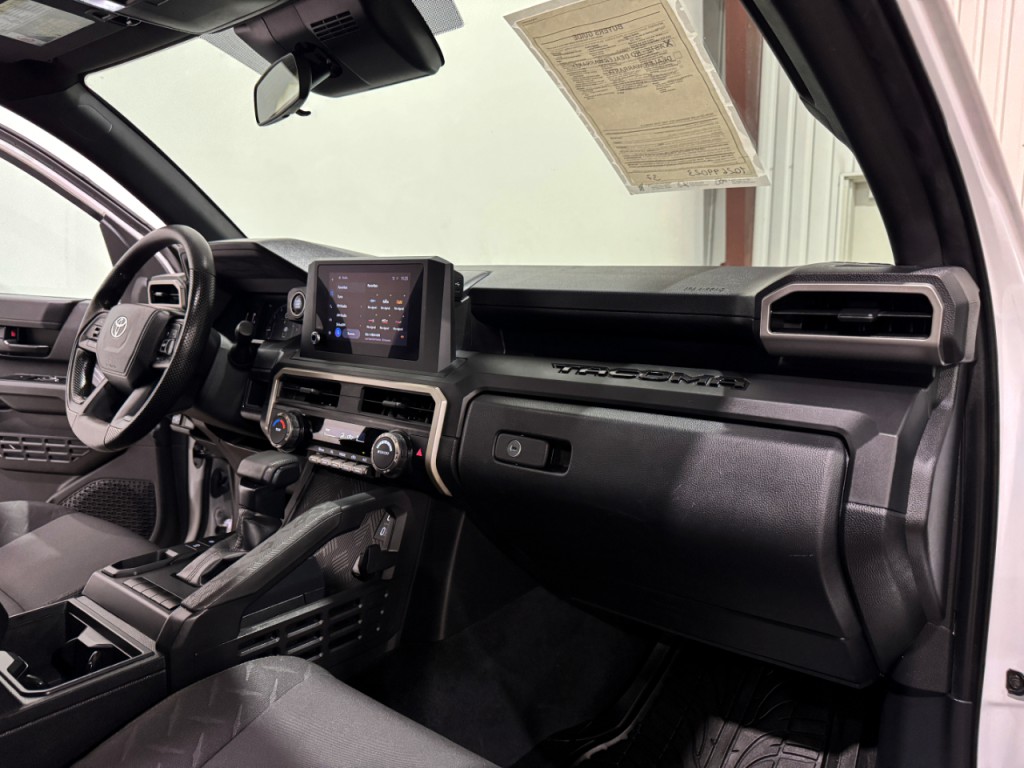 2024 Toyota Tacoma Image 10