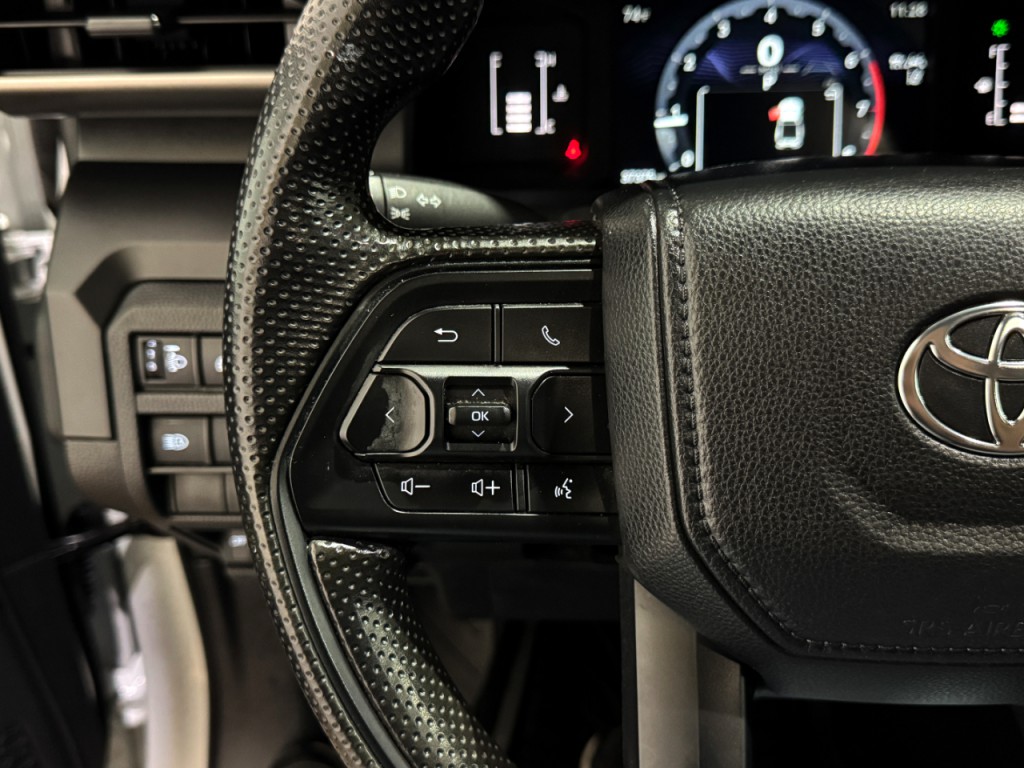 2024 Toyota Tacoma Image 19