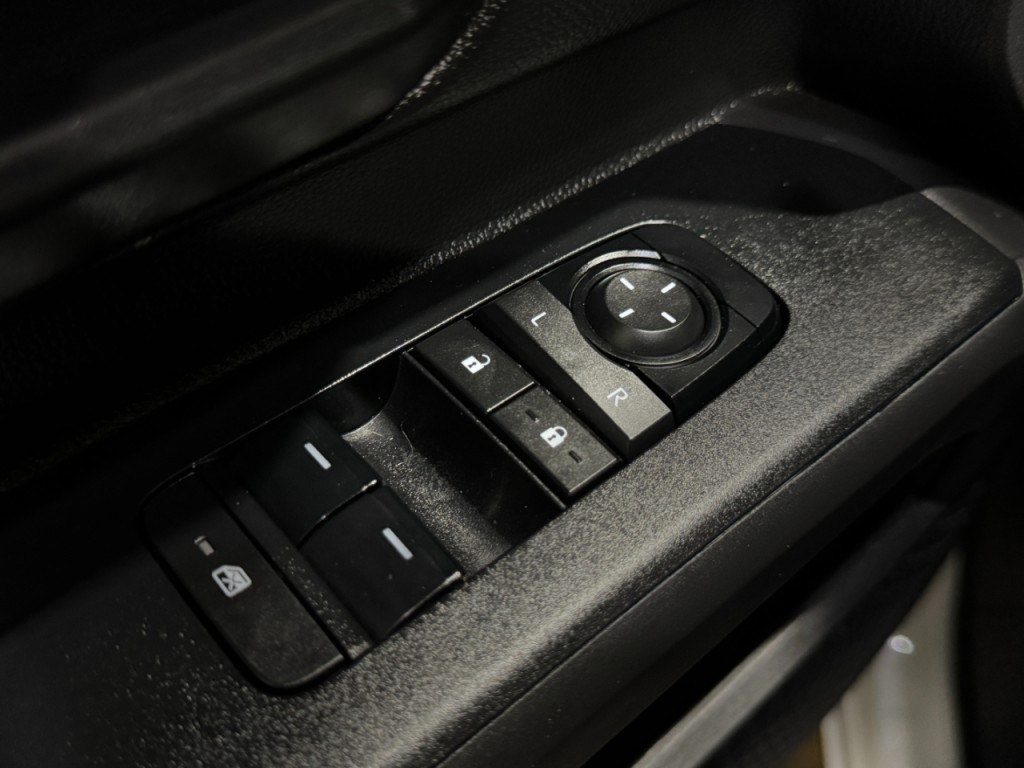 2024 Toyota Tacoma Image 25