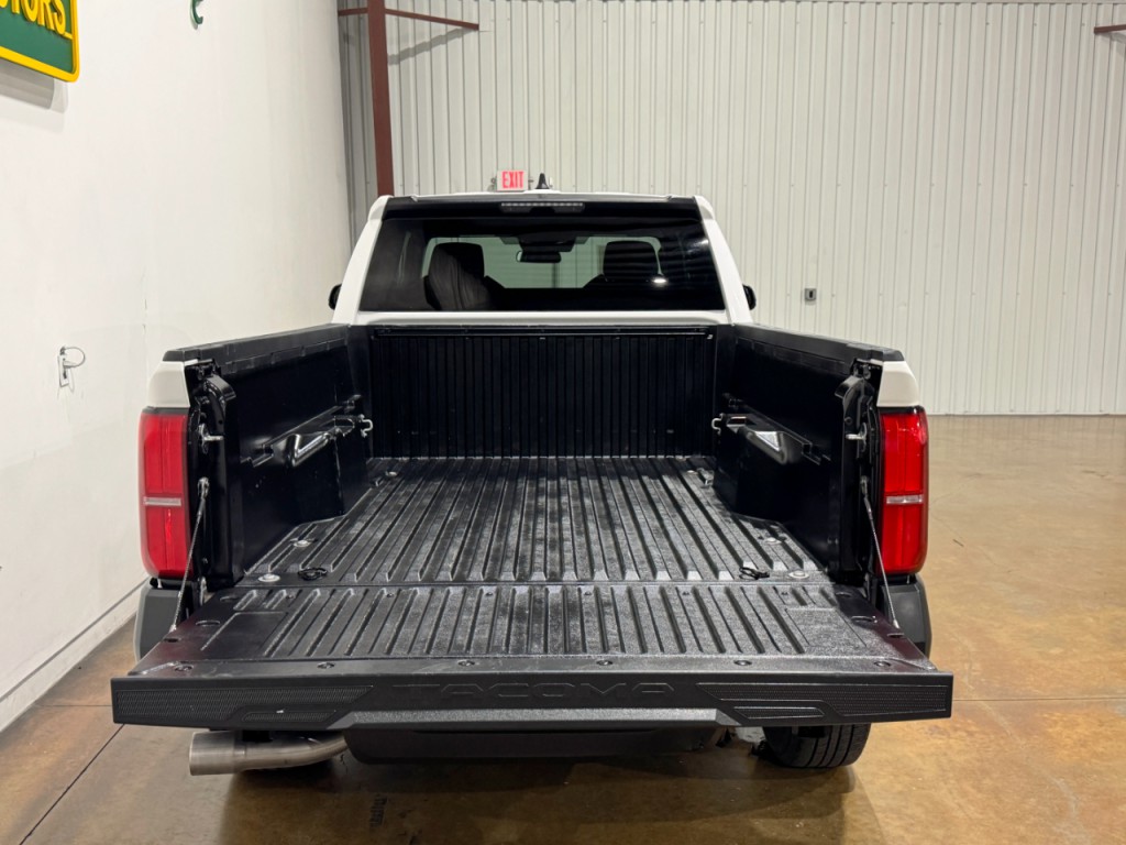 2024 Toyota Tacoma Image 47