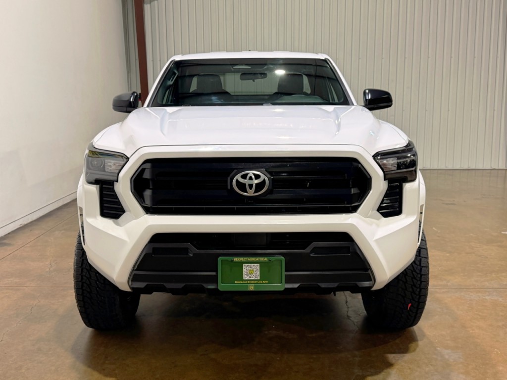 2024 Toyota Tacoma Image 4