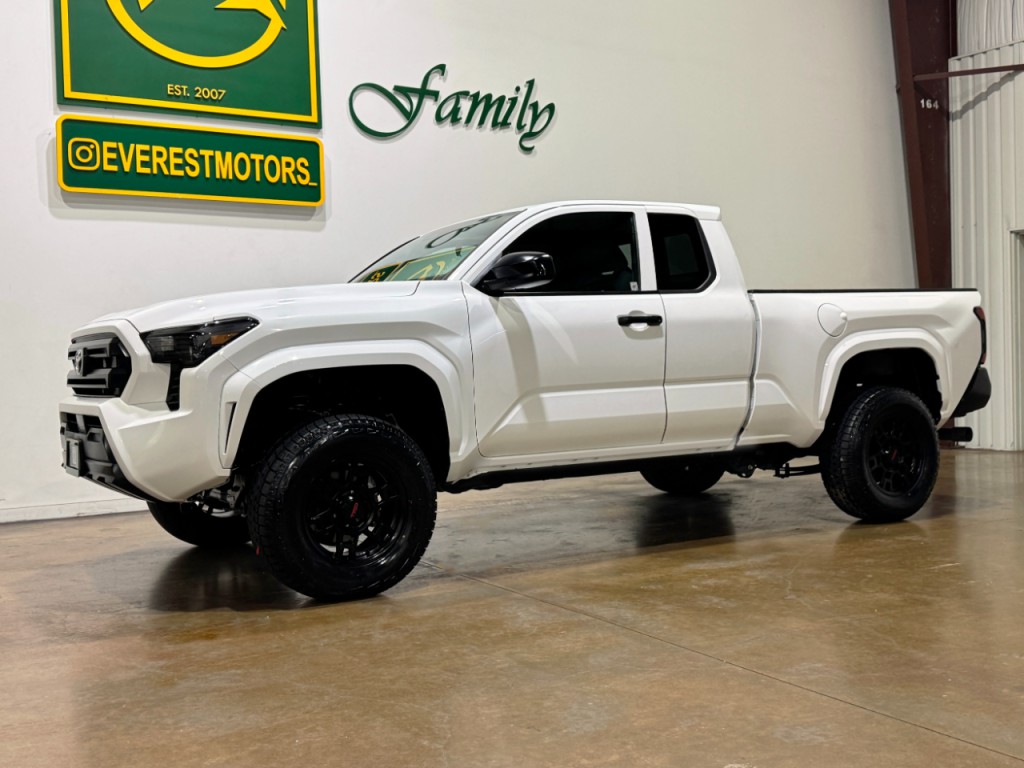 2024 Toyota Tacoma Image 5