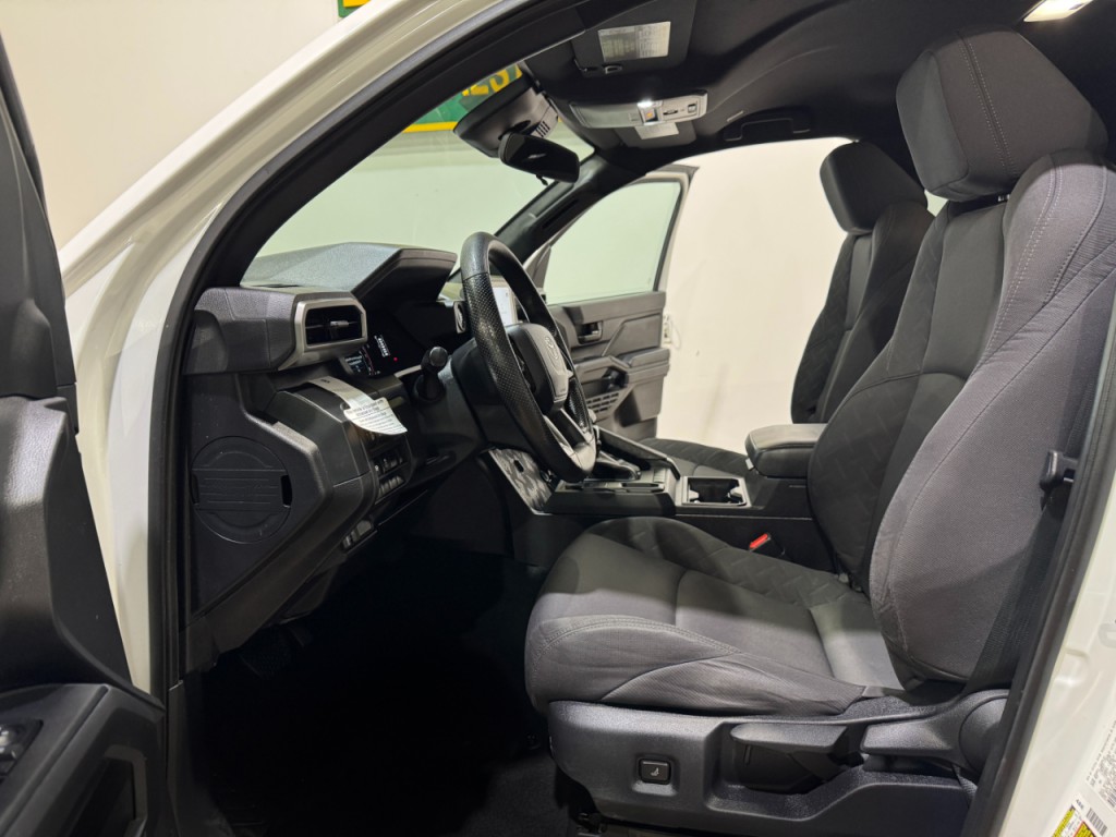 2024 Toyota Tacoma Image 13