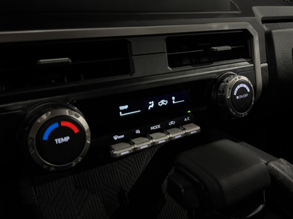 2024 Toyota Tacoma Image 24