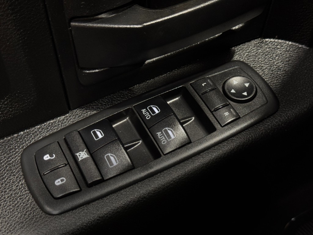 2018 RAM 2500 Image 25