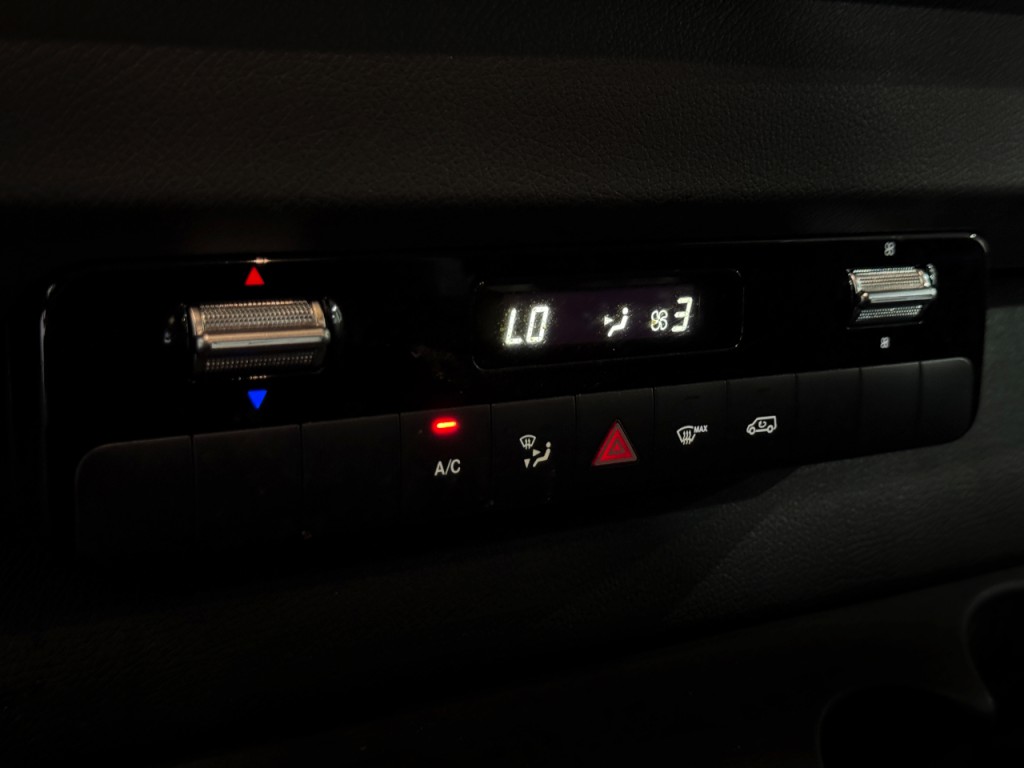 2022 Mercedes-Benz Sprinter Cargo Image 5