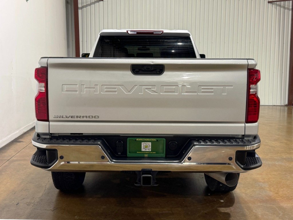 2023 Chevrolet Silverado 1500 Image 7