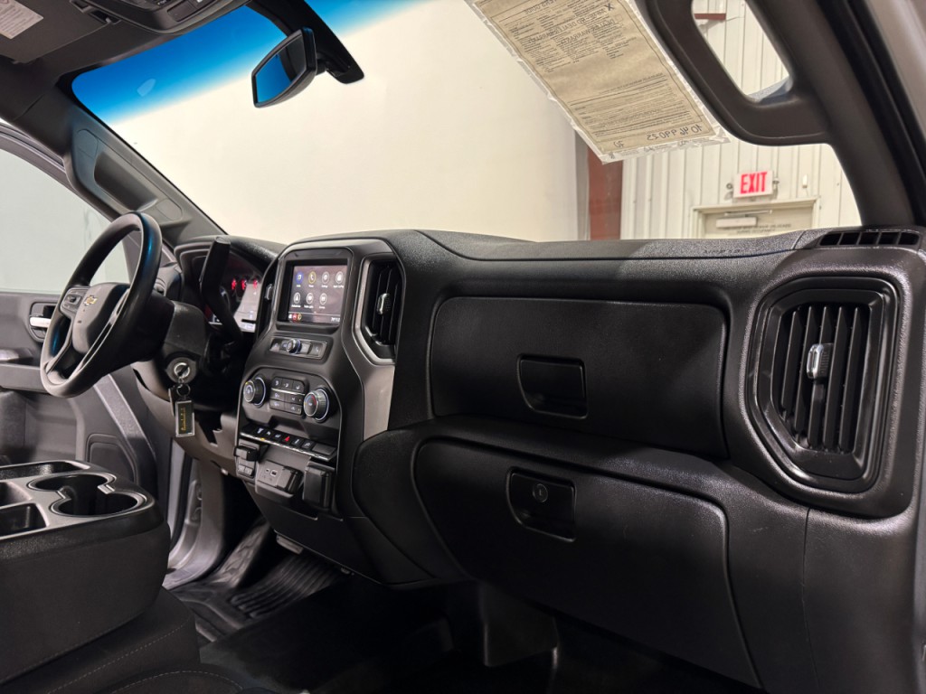 2023 Chevrolet Silverado 1500 Image 11