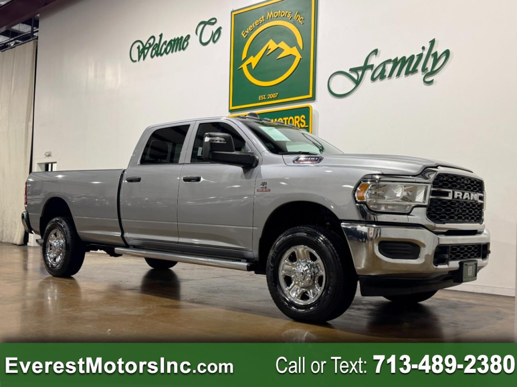 2024 RAM 2500 Image 1