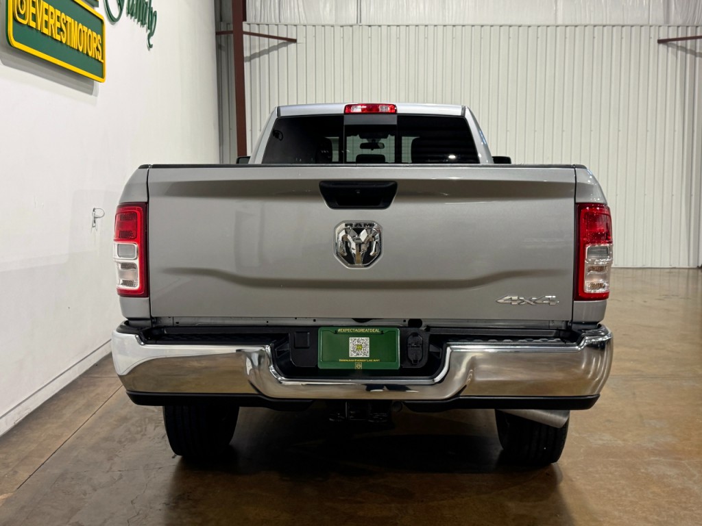 2024 RAM 2500 Image 7