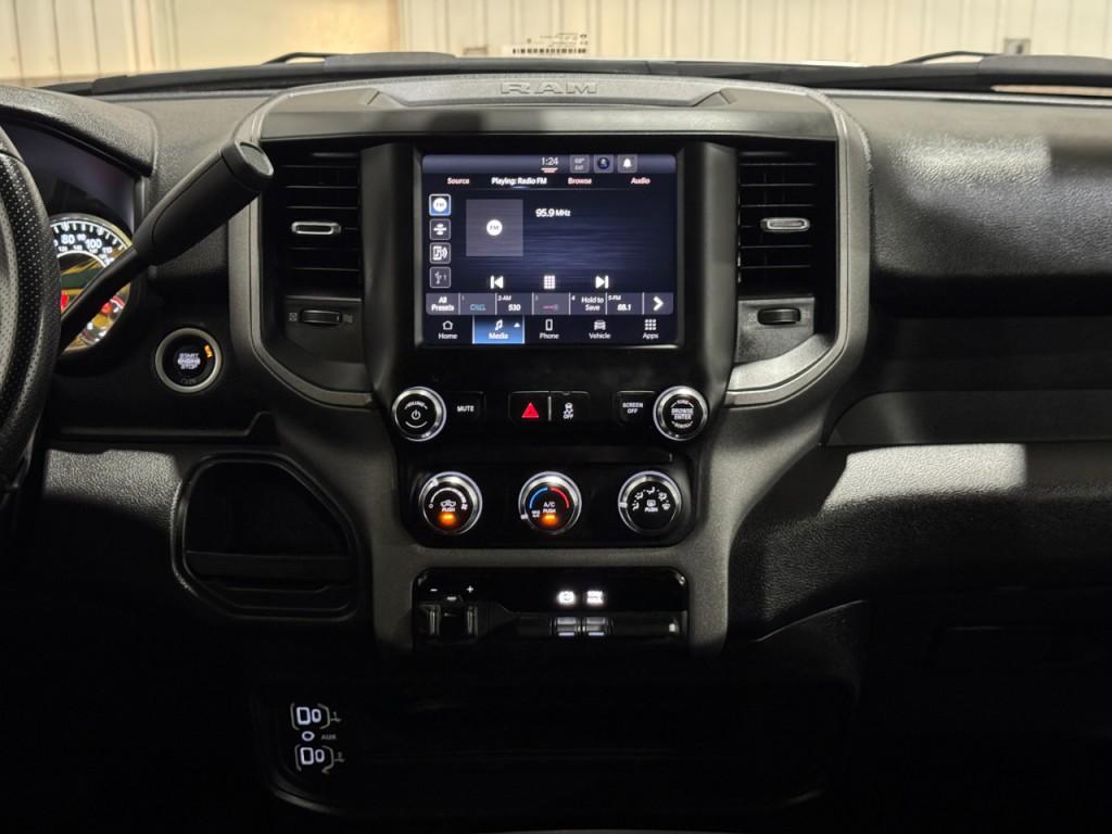 2024 RAM 2500 Image 19