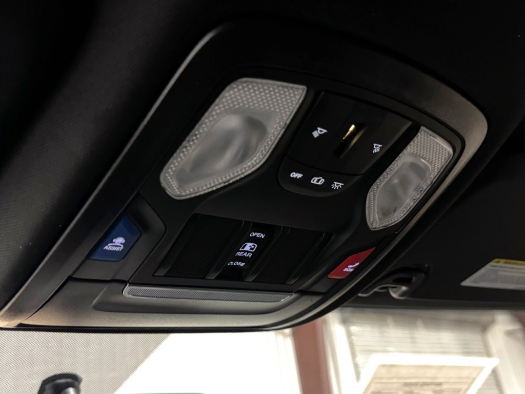 2024 RAM 2500 Image 32