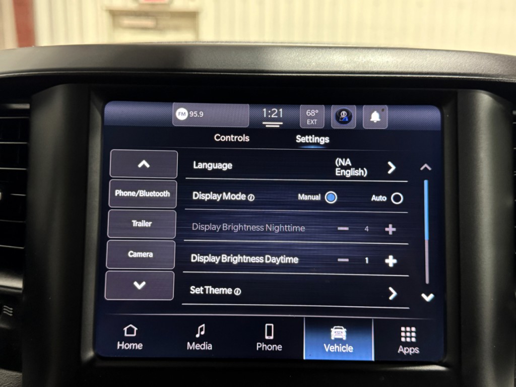 2024 RAM 2500 Image 38