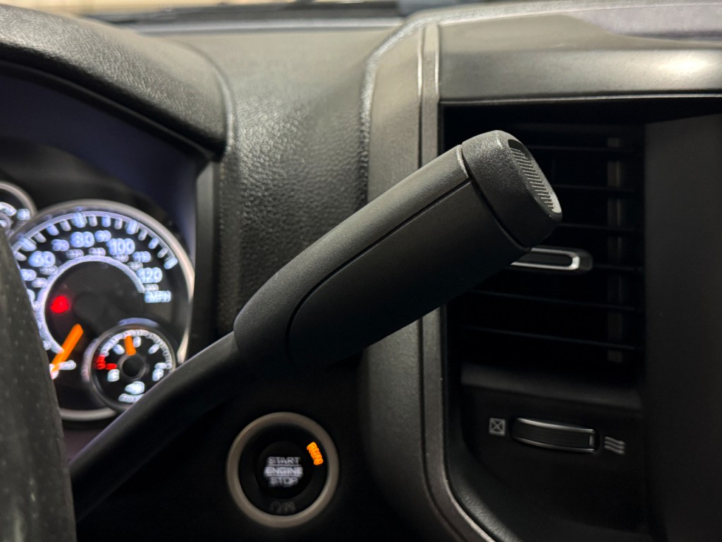 2021 RAM 3500 Image 10